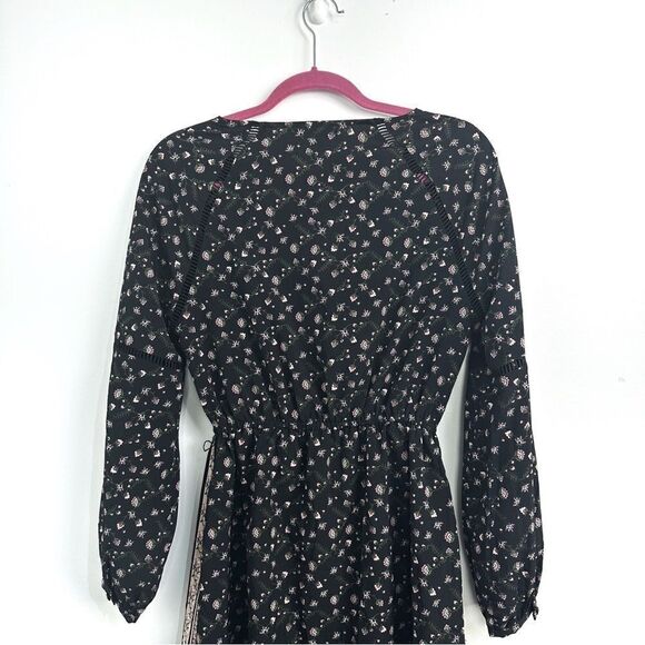 Cupcakes and Cashmere Nollie Stripe Long Sleeve Midi Dress Sz Small - Picture 10 of 16